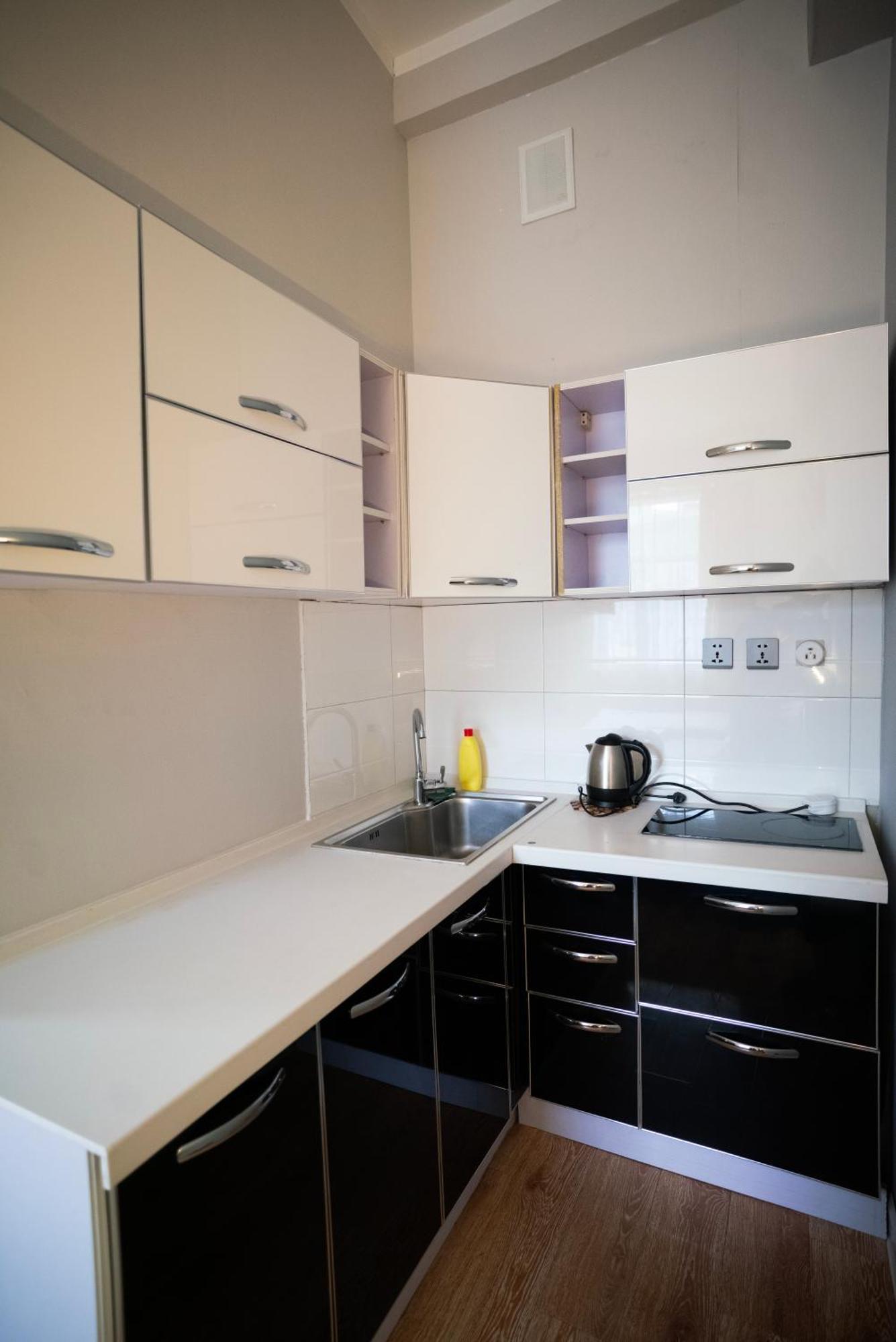 Tsolmon'S Serviced Apartments ウランバートル エクステリア 写真