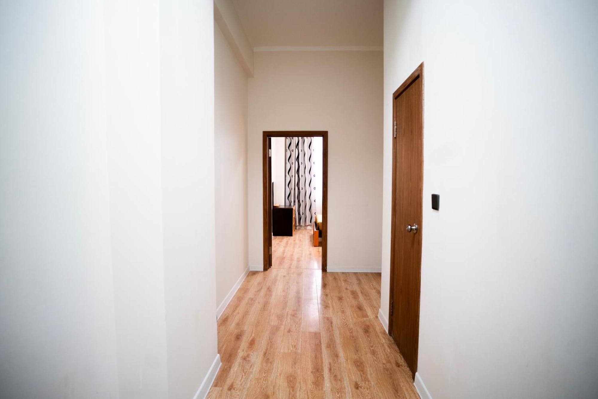 Tsolmon'S Serviced Apartments ウランバートル エクステリア 写真