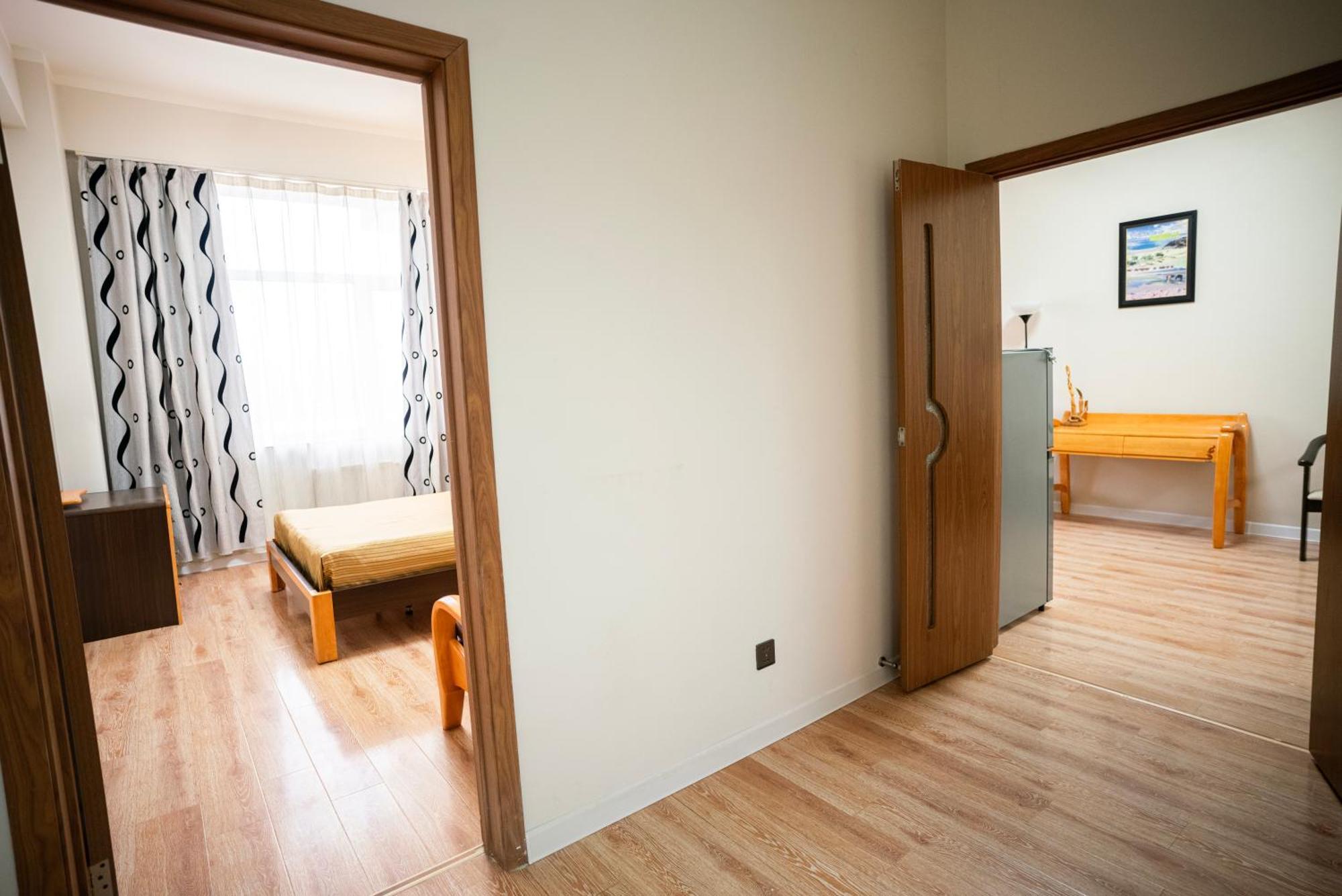 Tsolmon'S Serviced Apartments ウランバートル エクステリア 写真