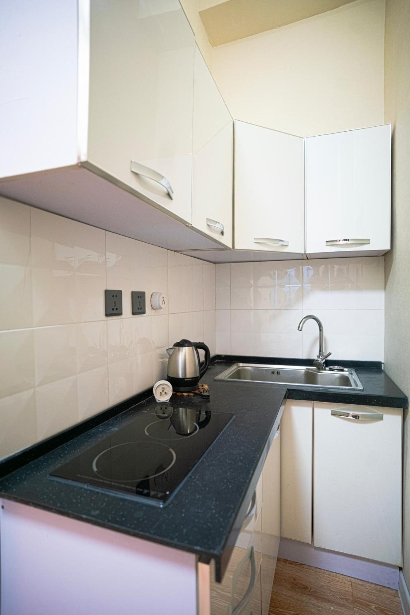 Tsolmon'S Serviced Apartments ウランバートル エクステリア 写真