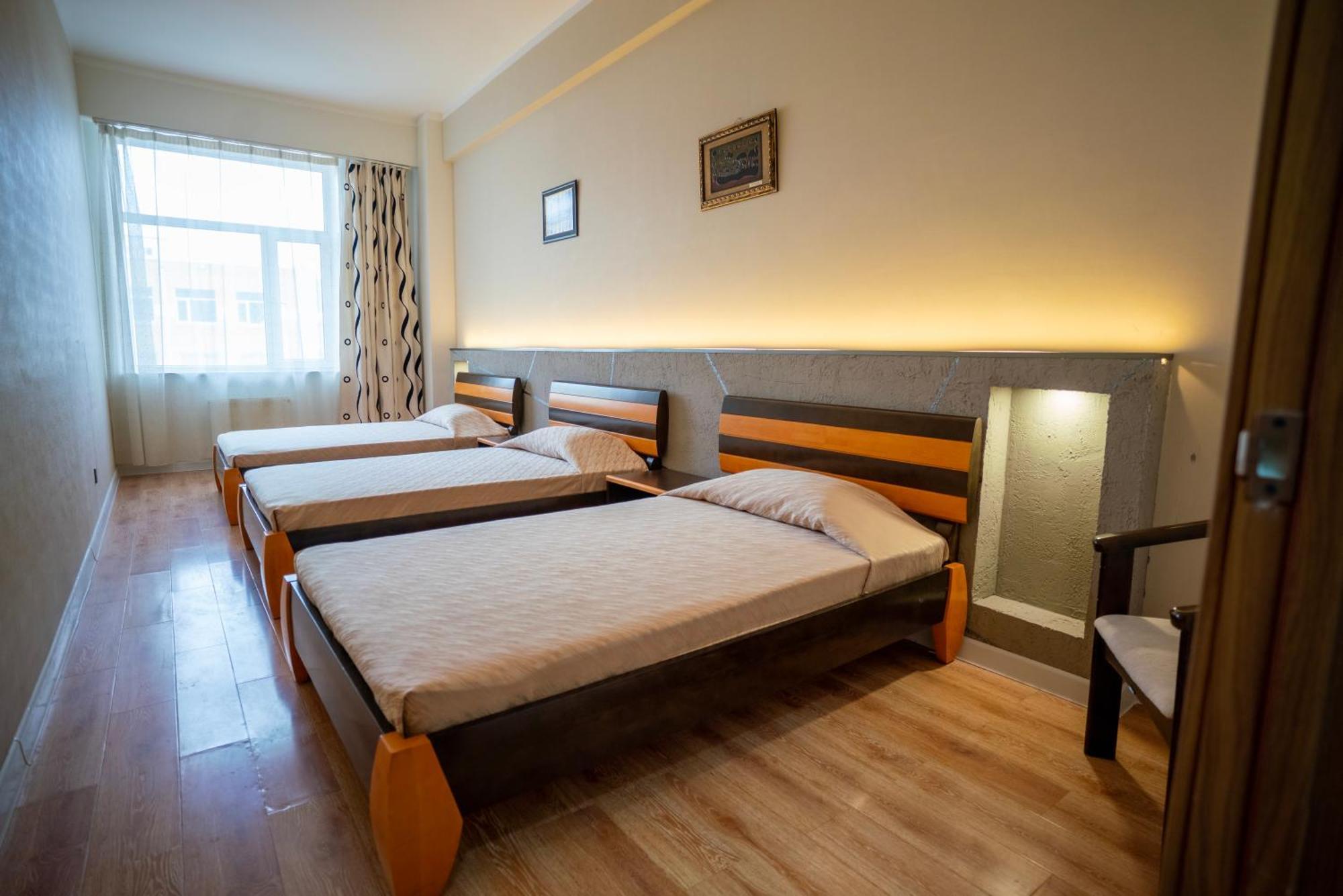 Tsolmon'S Serviced Apartments ウランバートル エクステリア 写真