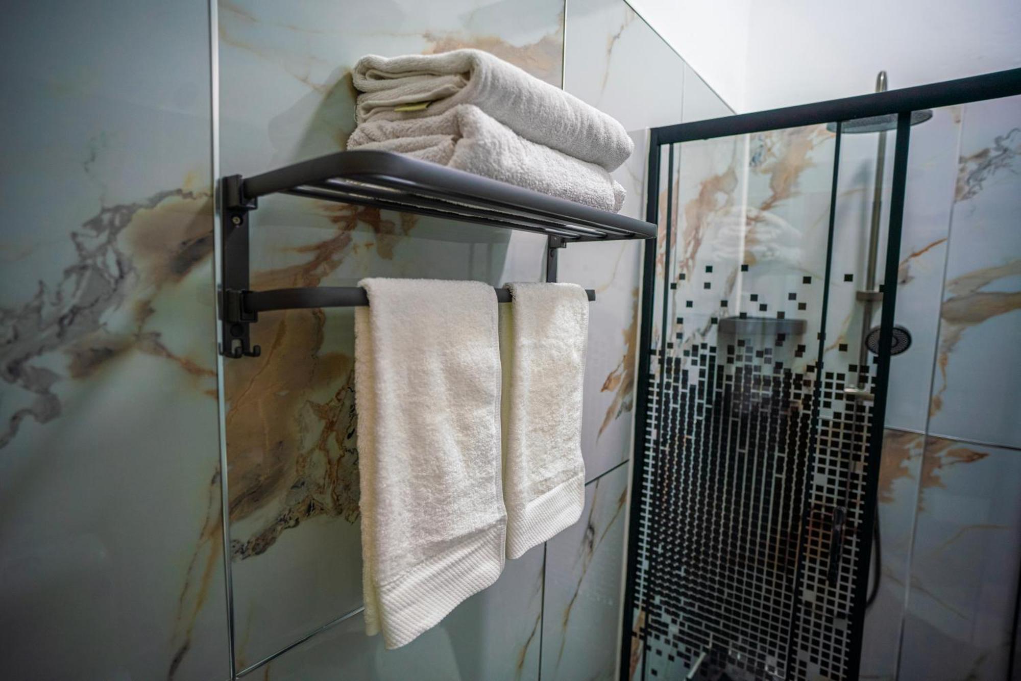 Tsolmon'S Serviced Apartments ウランバートル エクステリア 写真